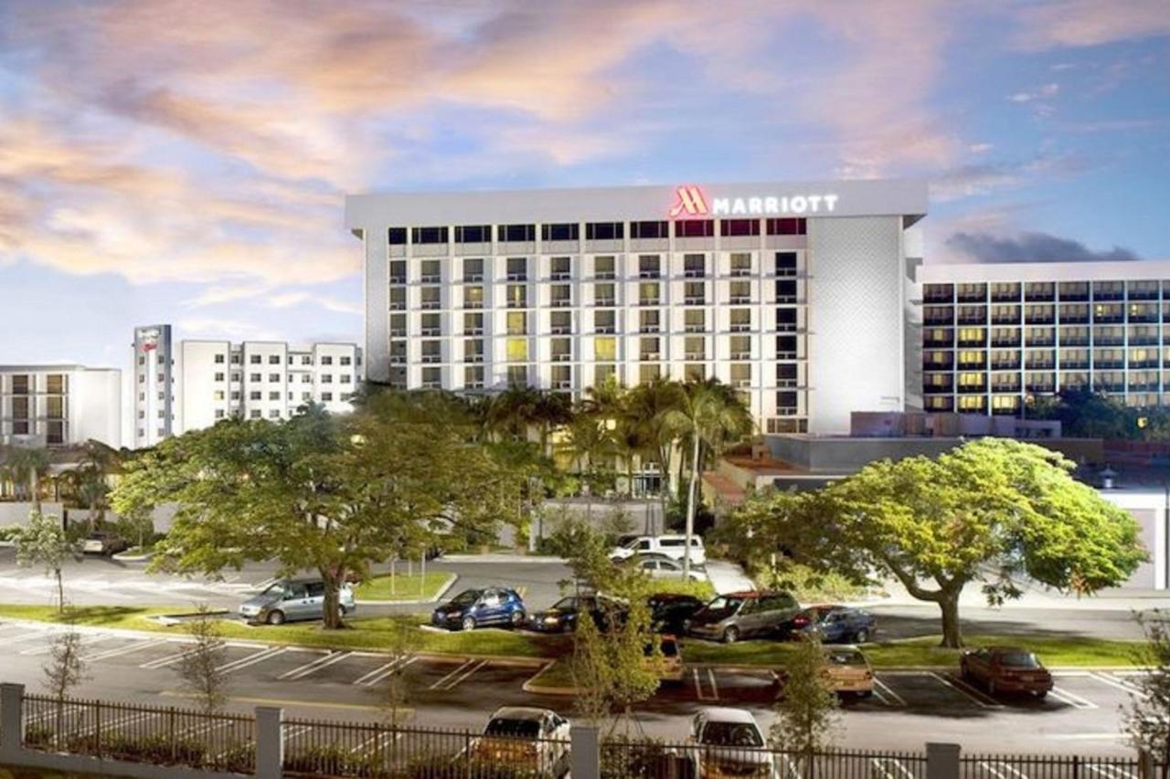 Miami Airport Marriott Hotell Exteriör bild